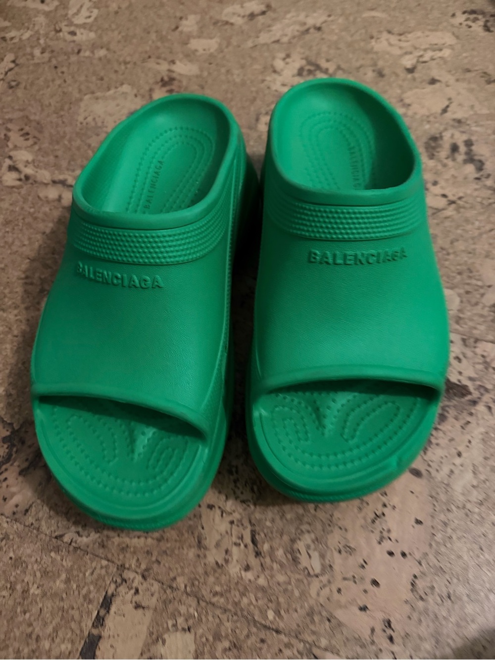 Balenciaga x Crocs
Rubber Slides